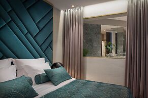 Five Elements Luxury Rooms