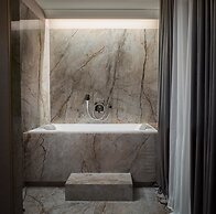 Five Elements Luxury Rooms