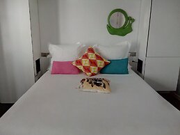 Hospedería Diez y Seis