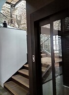 Hospedería Diez y Seis