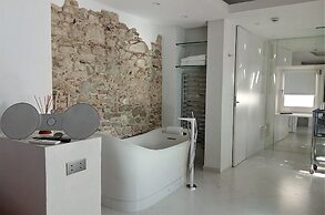 Hospedería Diez y Seis