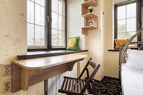 Winterfell on Tretyakovskaya