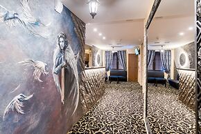 Winterfell on Tretyakovskaya