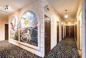 Winterfell on Tretyakovskaya