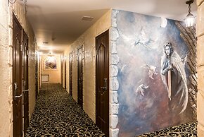 Winterfell on Tretyakovskaya