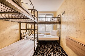 Winterfell on Tretyakovskaya