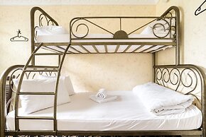 Winterfell on Tretyakovskaya