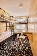 Winterfell on Tretyakovskaya