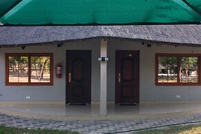 Acamms Gardens Lodge Mongu