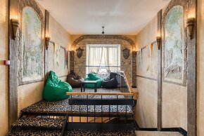 Winterfell Kurskaya Station