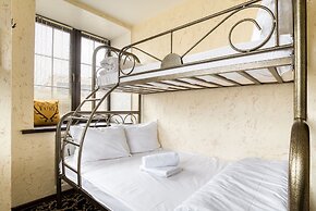 Winterfell Kurskaya Station