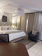 The Leslie - Bed & Breakfast