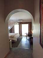 The Leslie - Bed & Breakfast