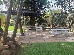 The Leslie - Bed & Breakfast