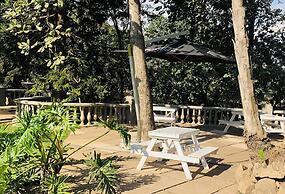 The Leslie - Bed & Breakfast