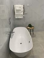 The Leslie - Bed & Breakfast