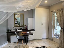 The Leslie - Bed & Breakfast