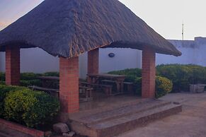 Golden Pillow Lodge Monze