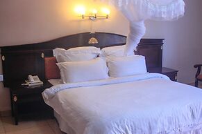 Golden Pillow Lodge Monze