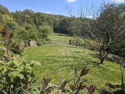 Cwmbach Cottages