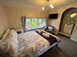 Cwmbach Cottages