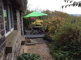 Cwmbach Cottages