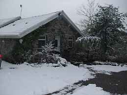 Cwmbach Cottages