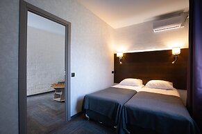Nikitin Hotel