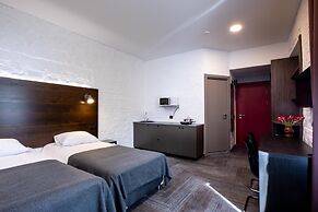 Nikitin Hotel