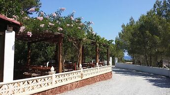 Hostal Restaurante Pou Des Lleó