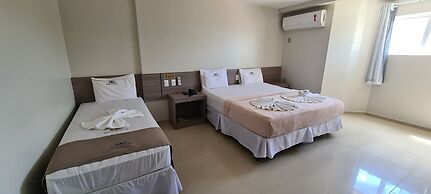 Max Hotel