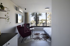 Urbanica Carmel