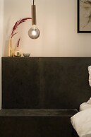 Urbanica Carmel