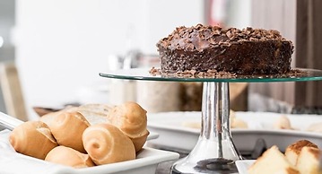 Premier Pallace Hotel