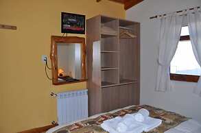 Apart Samay Hue Bungalows