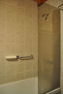 Apart Samay Hue Bungalows