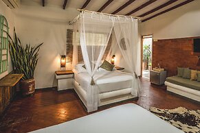 WAKA Hotel Rural