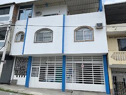 Playa Suites Apart-Hotel