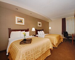 The Plaza Inn & Suites