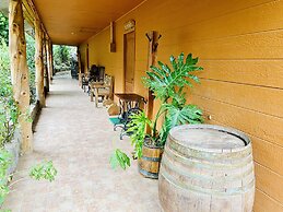 Cabañas entre montañas con tinajas calientes