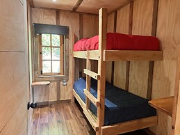 Cabañas entre montañas con tinajas calientes