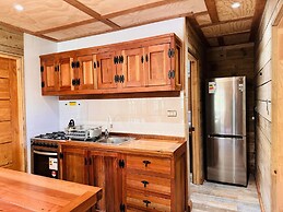 Cabañas entre montañas con tinajas calientes