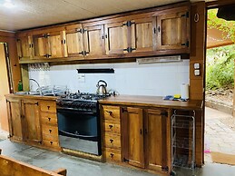 Cabañas entre montañas con tinajas calientes