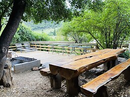 Cabañas entre montañas con tinajas calientes