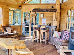 Cabañas entre montañas con tinajas calientes