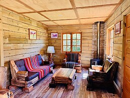 Cabañas entre montañas con tinajas calientes