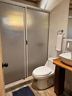 Cabañas entre montañas con tinajas calientes