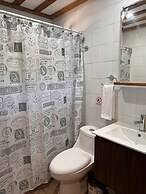 Cabañas entre montañas con tinajas calientes