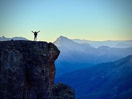 Cabañas entre montañas con tinajas calientes