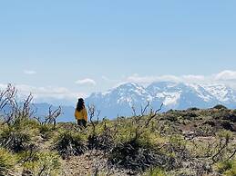 Cabañas entre montañas con tinajas calientes